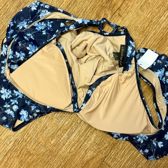 A Pea in the Pod Maternity Blue Floral Ruffle One-Piece Swimsuit Size Small - Picture 6 of 12